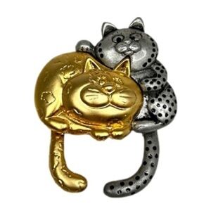 Vintage 80’s Dancraft Cuddling Cats Brooch Pin
